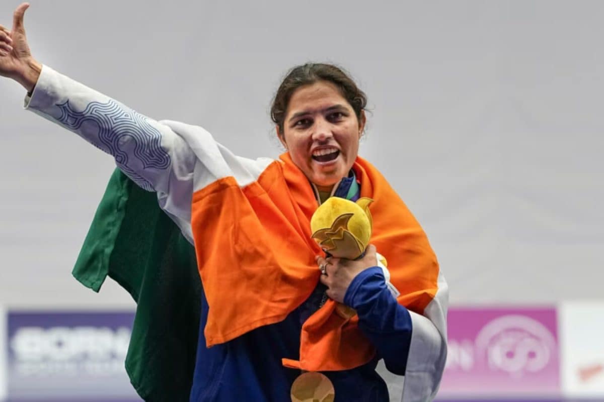 Asian Games 2026: 2ನೇ ಸ್ವರ್ಣ ಪದಕ ಗೆದ್ದ ನೀರೂ ಧಾಂಡಾ! ಟ್ರ್ಯಾಪ್ ಮಿಶ್ರ ತಂಡ ವಿಭಾಗದಲ್ಲಿ ಐತಿಹಾಸಿಕ ಚಿನ್ನ