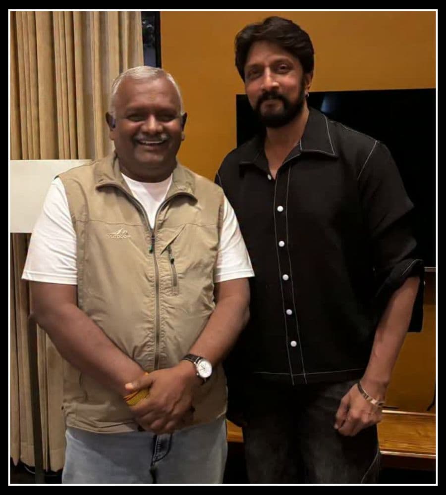 devaraaya movie kiccha sudeepa historian dharmendra kumar meet photo viral