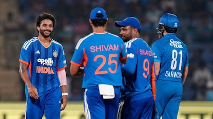 ನಿತೀಶ್ ಕುಮಾರ್ ರೆಡ್ಡಿ (PTI Photo) ನಿತೀಶ್ ಕುಮಾರ್ ರೆಡ್ಡಿ (PTI Photo)