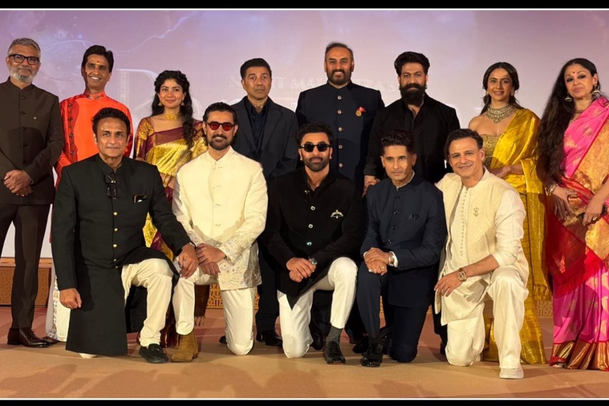 Ramayana Movie: ಬೆಂಗಳೂರಿನಲ್ಲಿ ರಾಕಿಂಗ್ ಸ್ಟಾರ್ 'ರಾಮಾಯಾಣ' ಪ್ರೆಸ್ ಮೀಟ್‌, 7 ನಿಮಿಷದ ಮೇಕಿಂಗ್ ಪ್ರದರ್ಶನ