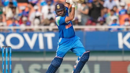 ರೋಹಿತ್ ಶರ್ಮಾ (PTI) ರೋಹಿತ್ ಶರ್ಮಾ (PTI)