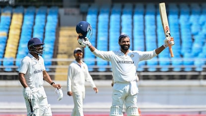 ರವೀಂದ್ರ ಜಡೇಜಾ (PTI Photo) ರವೀಂದ್ರ ಜಡೇಜಾ (PTI Photo)