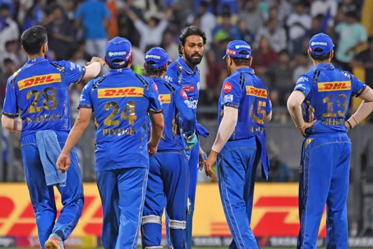 IPL 2027: ಮುಂಬೈ ಇಂಡಿಯನ್ಸ್ ದೊಡ್ಡ ನಿರ್ಧಾರ! ಹೆಡ್ ಕೋಚ್ ಸ್ಥಾನಕ್ಕೆ ದ್ರಾವಿಡ್ ಅಲ್ಲ, ಕೆರಿಬಿಯನ್ ಲೆಜೆಂಡರಿ ಪ್ಲೇಯರ್ ಆಯ್ಕೆ