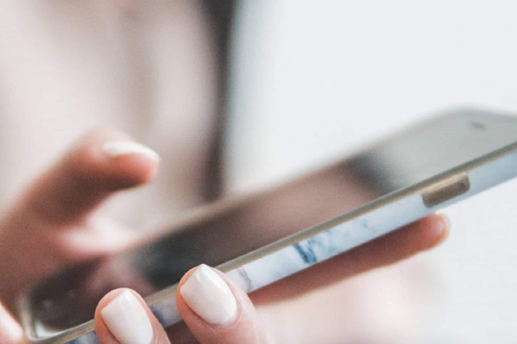 സ്മാർട്ട് ഫോൺ കയ്യിലുണ്ടോ? ഒരു പണിയുണ്ട് എട്ട് ലക്ഷം രൂപ തരാമെന്ന് ഭക്ഷ്യോൽപന്ന കമ്പനി