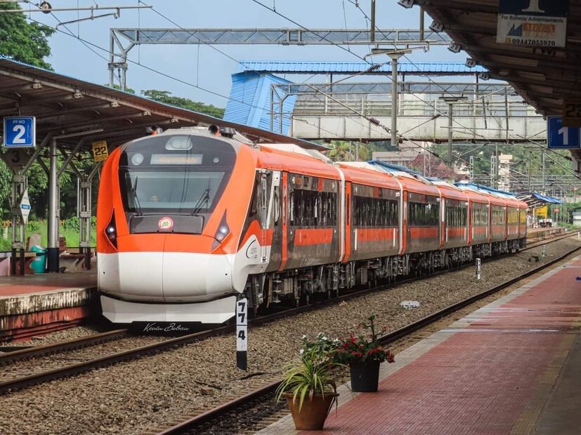  മൂകാംബികയോട് ഏറ്റവും അടുത്ത സ്റ്റേഷനായ ബൈന്തൂരില്‍ കൂടി സ്റ്റോപ്പ് അനുവദിക്കുകയും ട്രെയിന്‍ കണ്ണൂരിലേക്കോ കോഴിക്കോട്ടെക്കോ സര്‍വീസ് നീട്ടുകയോ ചെയ്താല്‍ മാത്രമേ തീര്‍ത്ഥാടകര്‍ക്ക് ഈ സൗകര്യം ലഭിക്കുകയുള്ളു