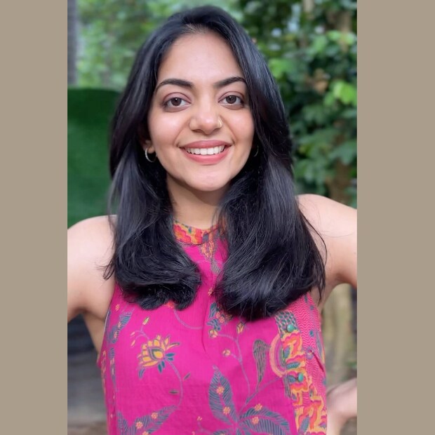 ഫെമിനിസം, തുല്യത, മനുഷ്യത്വം എന്നിവയെപ്പറ്റി ഒരുപാട് പറയുന്ന നിങ്ങൾ ഇങ്ങനെ ചെയ്തത് നിങ്ങളിലെ കൗടില്യം ഒന്നുകൊണ്ടു മാത്രമാണ്. എന്റെ അച്ഛന്റെ രാഷ്ട്രീയം കണക്കിലെടുത്ത്, ദിവസേന മുഖമില്ലാത്ത നിരവധി വിഡ്ഢികൾ എന്റെ അമ്മയുടെയും അനുജത്തിമാരുടെയും സോഷ്യൽ മീഡിയ ഹാൻഡിലുകളിൽ വെറുപ്പ് തുപ്പുന്നുണ്ട്...