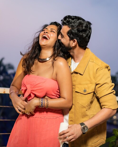 ഏറ്റവും പുതിയ ഇൻസ്റ്റഗ്രാം സ്റ്റോറിയിൽ അമലയെ ടാഗ് ചെയ്ത് നല്ല രുചികരമായ ഭക്ഷണത്തിന്റെ ചിത്രം ജഗത് പങ്കിട്ടു. അതിൽ ഈ പറയുന്ന പച്ചമാങ്ങയും പുളിയും ഒന്നും ഇല്ല കേട്ടോ  