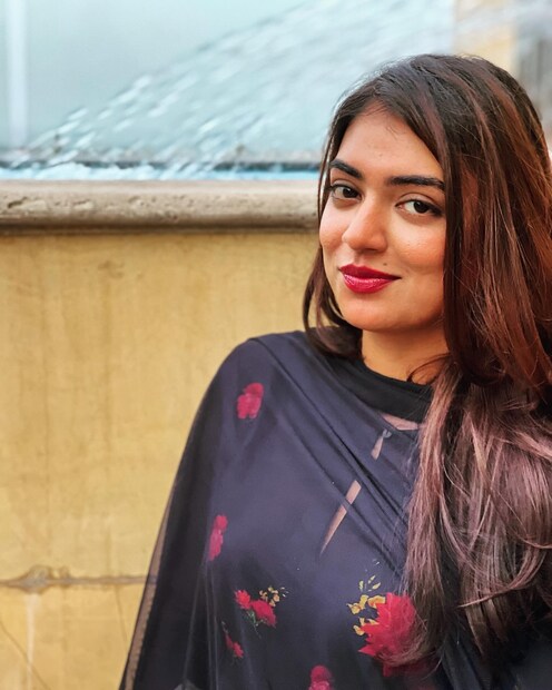 പറഞ്ഞുവരുന്നത് നസ്രിയ നസീമിനെ കുറിച്ചാണ്. ജൂഡ് ആന്റണി ജോസഫ് സംവിധാനം ചെയ്ത 'നേരം' സിനിമയിലൂടെയാണ് നസ്രിയ നസിം മലയാള സിനിമയിൽ നായികയാവുന്നത് 