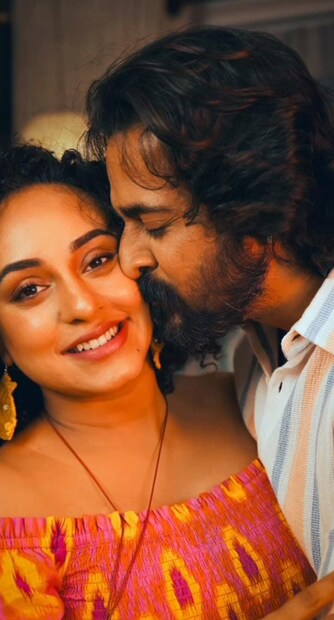 Pearle Maaney, Pearle Maaney pregnant, Nila Srinish, Pearle Maaney and Srinish Aravind, Pearle Maaney maternity photoshoot, പേളി മാണി, ശ്രീനിഷ് അരവിന്ദ്, നില ശ്രീനിഷ്
