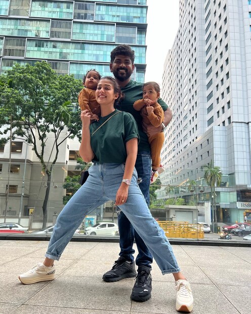 ഒരു പൊതുപരിപാടിയിൽ വച്ചാണ് നയൻ‌താര ആദ്യമായി അവരുടെ മക്കളായ ഉയിരിന്റെയും ഉലകത്തിന്റെയും യഥാർത്ഥ പേരുകൾ വെളിപ്പെടുത്തിയതും. ഉയിർ അഥവാ രുദ്രോനീൽ എൻ. ശിവൻ, ഉലഗ് അഥവാ ദൈവിക് എൻ. ശിവൻ എന്നിങ്ങനെയാണ് കുഞ്ഞുങ്ങളുടെ പേര് 