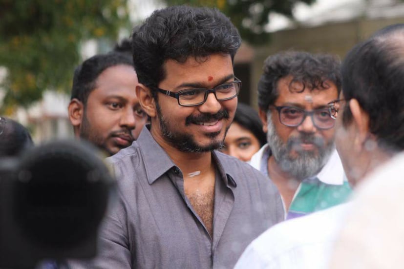  വിജയ് സിനിമയോട് വിടപറയുന്നു എന്ന വാർത്ത തമിഴ് സിനിമ വ്യവസായത്തെ തന്നെ സാരമായി ബാധിക്കും എന്നാണ് വിവരം. അവസാനം റിലീസായ ലിയോ അടക്കം ഒരോ വിജയ് സിനിമയിൽ നിന്നും വമ്പൻ കളക്ഷനാണ് തിയേറ്ററുകള്‍ക്കും നിർമ്മാതാക്കൾക്കും ലഭിക്കാറുള്ളത്. 