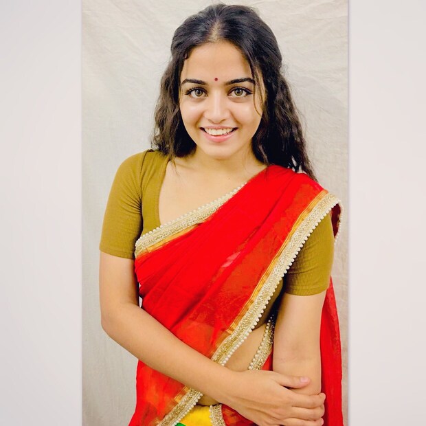  ഒരു അഭിമുഖത്തിന്റെ ഈ ഒരു ഭാഗം മാത്രമാണ് സോഷ്യൽമീഡിയയിൽ പ്രചരിച്ചത്. വാമിഖ പറഞ്ഞത് കേട്ട് തെറ്റായ കാര്യങ്ങൾ പ്രചരിപ്പിക്കുന്നുവെന്ന് കമന്റ് ബോക്സിൽ പലരും രോഷപ്രകടനം നടത്തി.