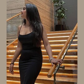 താരങ്ങളേക്കാൽ ഗ്ലാമർ ലുക്കിൽ താരപുത്രി; കല്യാണത്തിന് പോയിവന്ന വേഷത്തിൽ കുഞ്ഞാറ്റ എന്ന തേജാലക്ഷ്മി