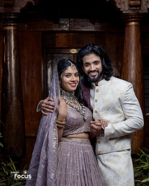  ബിഗ് ബോസ് മലയാളം പതിപ്പിന്‍റെ അഞ്ചാം സീസണിലുടെ പ്രേക്ഷകര്‍ക്ക് പ്രിയങ്കരരായി മാറിയ മത്സരാര്‍ത്ഥിയാണ് റെനീഷ റഹ്മാന്‍. ടെലിവിഷന്‍ സീരിയല്‍ താരമായിരുന്ന റെനീഷ മത്സരത്തിലെ റണ്ണറപ്പായിരുന്നു<span style="color: #333333; font-size: 1rem;">. </span>