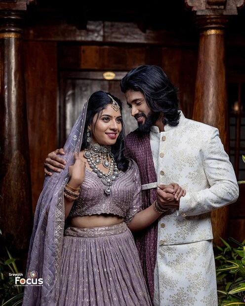  അടുത്തിടെ ബിഗ് ബോസിലെ സഹമത്സരാര്‍ത്ഥിയായിരുന്ന വിഷ്ണു ജോഷിക്കൊപ്പമുള്ള റെനീഷയുടെ കുറച്ച് ചിത്രങ്ങള്‍ സോഷ്യല്‍ മീഡിയയില്‍ വൈറലയിരുന്നു.