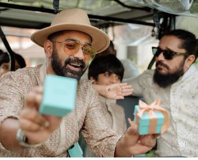 Asif ali, Asif ali jomon t john marriage, Asif ali injury, Asif ali films, Asif ali photos, Asif ali instagram, ആസിഫലി, ആസിഫ് അലി