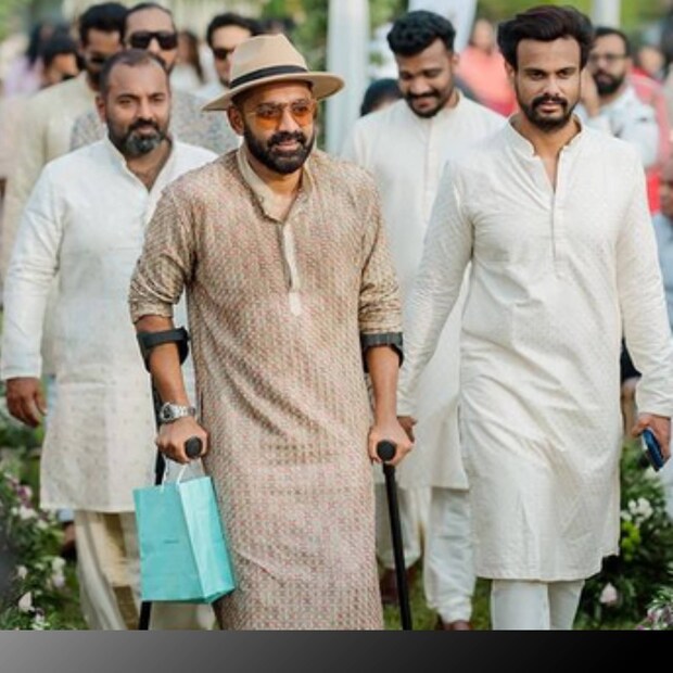 Asif ali, Asif ali jomon t john marriage, Asif ali injury, Asif ali films, Asif ali photos, Asif ali instagram, ആസിഫലി, ആസിഫ് അലി