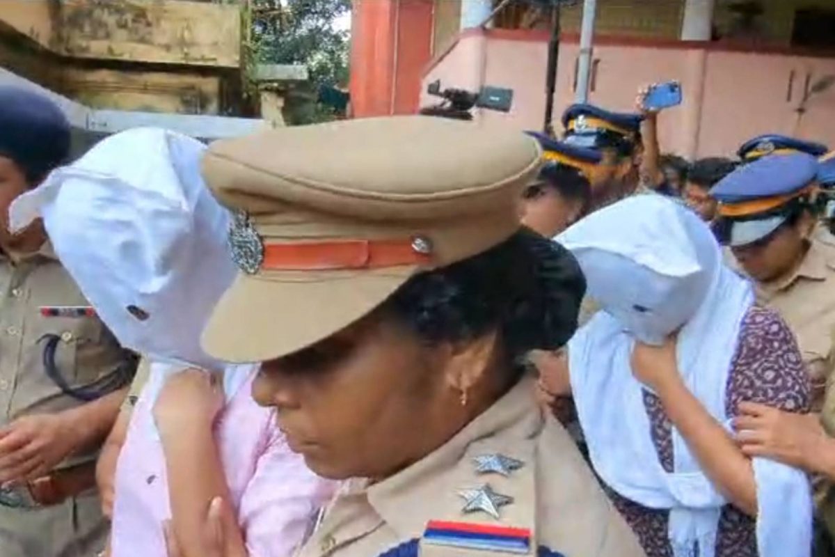 പത്മകുമാർ കൊട്ടാരക്കര സബ് ജയിലിൽ; അനിത കുമാരിയും അനുപമയും അട്ടക്കുളങ്ങര വനിതാ ജയിലിലും പത്മകുമാർ കൊട്ടാരക്കര സബ് ജയിലിൽ; അനിത കുമാരിയും അനുപമയും അട്ടക്കുളങ്ങര വനിതാ ജയിലിലും