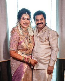 'എന്റെ പ്രിയപ്പെട്ട ഭാര്യയ്ക്ക് ജന്മദിനാംശംസകൾ'; സംഗീതയെ ചേര്‍ത്തുപിടിച്ച് റെഡിൻ കിങ്സ്ലി