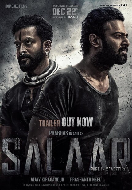  തെലുങ്ക് സൂപ്പര്‍ താരം പ്രഭാസിനൊപ്പം മലയാളത്തിന്‍റെ സ്വന്തം പൃഥ്വിരാജ് സുകുമാരനും ഒന്നിക്കുന്ന ബ്രഹ്മാണ്ഡ ചിത്രം സലാര്‍ പാര്‍ട്ട് വണ്‍ സീസ് ഫയറിനെ വരവേല്‍ക്കാന്‍ ഒരുങ്ങിയിരിക്കുകയാണ് ഇന്ത്യയൊട്ടാകെയുള്ള പ്രേക്ഷകര്‍.