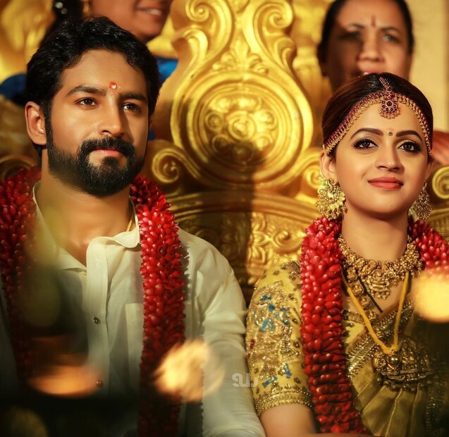  കന്നഡയിലെ പ്രശസ്‍ത സിനിമ നിര്‍മാതാവുമായ നവീനാണ് ഭാവനയുടെ ഭര്‍ത്താവ്. വിവിധ ഭാഷകളില്‍ ഭാവനയുടേതായി നിരവധി ചിത്രങ്ങള്‍ എത്താനുണ്ട്.