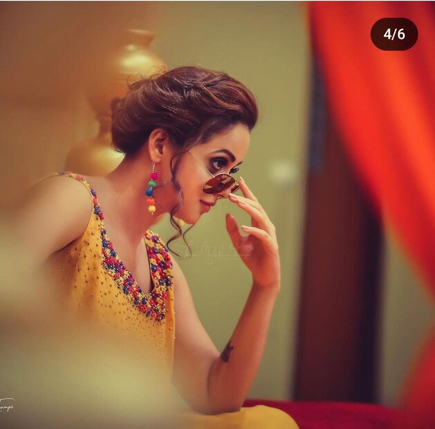  2018 ജനുവരി 22നാണ് അഞ്ചു വർഷം നീണ്ട പ്രണയത്തിനൊടുവിൽ ഭാവനയും നവീനും വിവാഹിതരായത്.ഇതിനിടെയിലിതാ മെഹന്ദി ദിനത്തിന്റെ ഒാർമകൾ പങ്കുവെച്ച് താരം എത്തിയിരിക്കുന്നു.