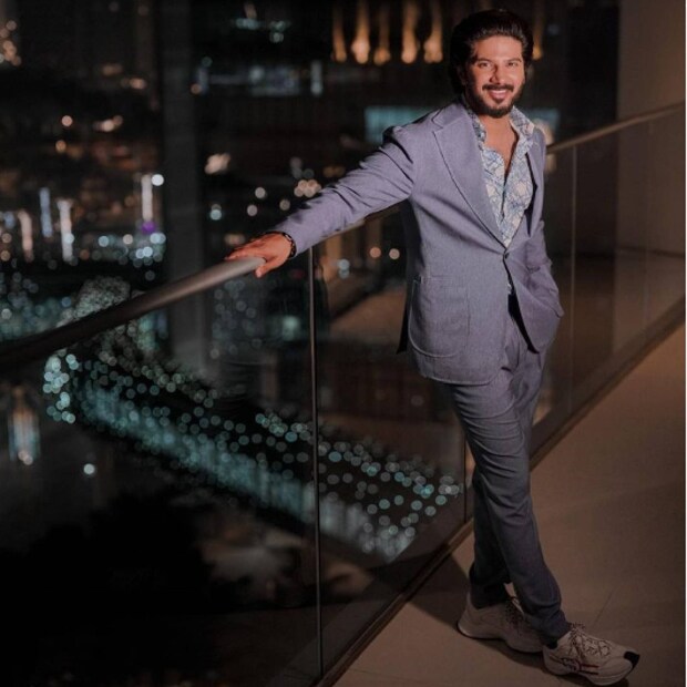 നിർമാതാവായിരിക്കെ തന്നെ അഹാന ദുൽഖർ സൽമാന്റെ പക്കൽ നിന്നും ചില പാഠങ്ങൾ കൂടി പഠിച്ചു എന്നതിന് ഇപ്പോൾ തെളിവായിക്കഴിഞ്ഞു.  ഒന്ന് വിദേശത്തേക്ക് പോയപ്പോഴാണ് അഹാനയ്ക്ക് അതുകൊണ്ടു പ്രയോജനമുണ്ടായത്. അതിനു ദുൽഖറിന് അഹാന നന്ദി അറിയിക്കുകയും ചെയ്തു (തുടർന്ന് വായിക്കുക)