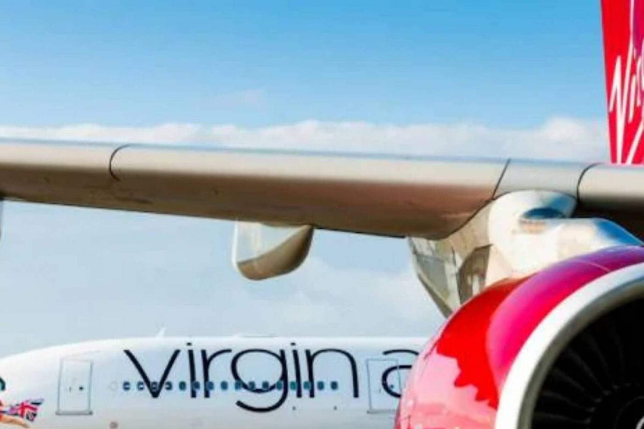 വിമാനത്തിന്റെ ചിറകിൽ സ്ക്രൂ ഇല്ല; യാത്രക്കാരന്റെ ഇടപെടലിനെത്തുടർന്ന് സർവീസ് റദ്ദാക്കി