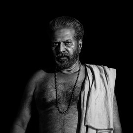 'കൊടുമൺ പോറ്റിയും പിള്ളേരും പൊളിച്ചു'; വാപ്പച്ചിക്ക് സ്നേഹ ചുംബനം നല്കി ദുൽഖർ സൽമാൻ 'കൊടുമൺ പോറ്റിയും പിള്ളേരും പൊളിച്ചു'; വാപ്പച്ചിക്ക് സ്നേഹ ചുംബനം നല്കി ദുൽഖർ സൽമാൻ