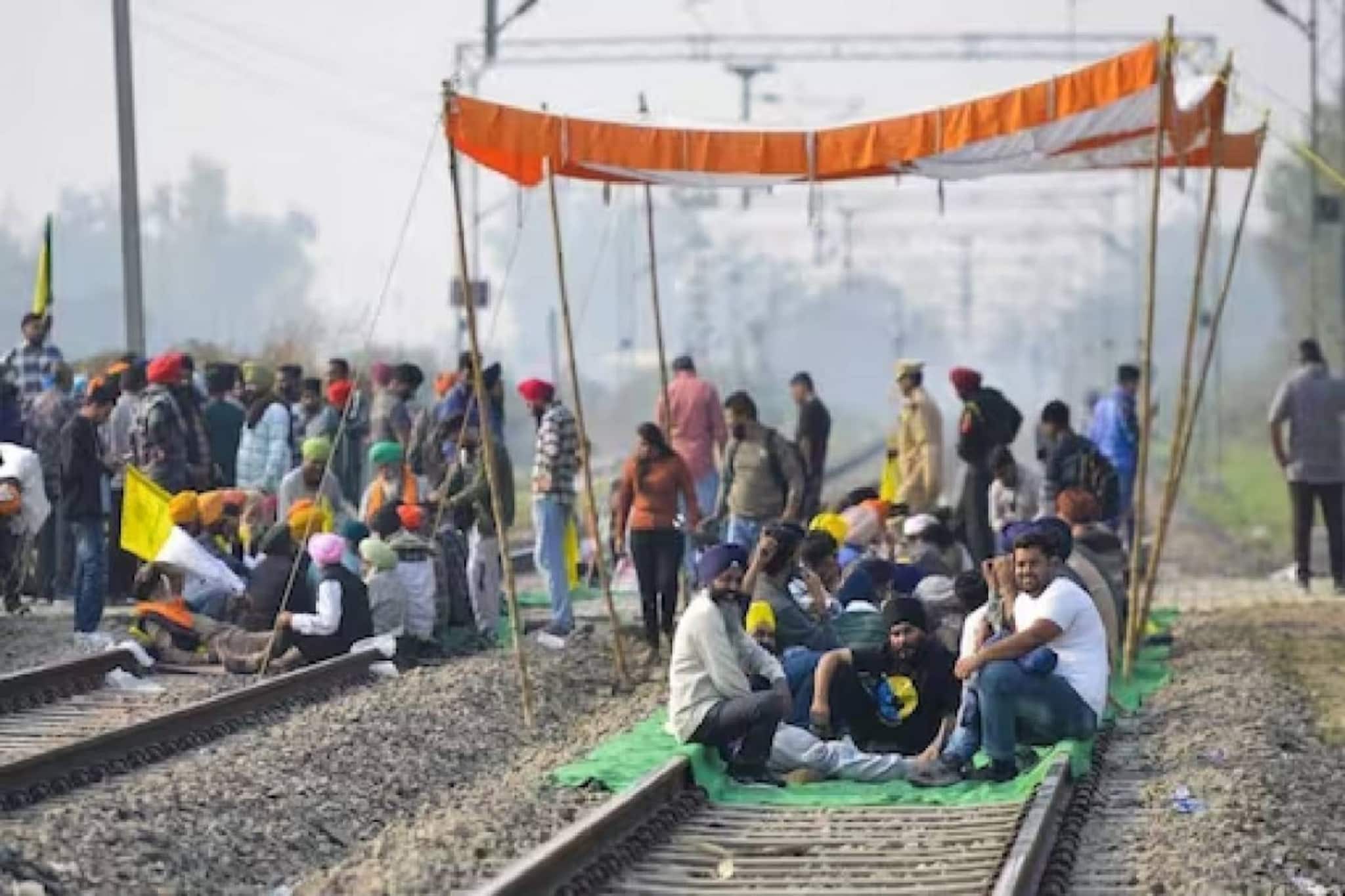 ഫെബ്രുവരി 16ന് ഗ്രാമീൺ ഭാരത് ബന്ദിന് ആഹ്വാനം ചെയ്ത് കര്‍ഷക സംഘടനകൾ; എവിടെയൊക്കെ തടസങ്ങൾ ഉണ്ടാകും?