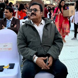 Suresh Gopi | മോദിജീ, സുരേഷ് ഗോപി ദേ വന്നു; അയോധ്യയിൽ പോകാൻ പറ്റാത്ത കുറവ് നികത്തി സൂപ്പർ താരം Suresh Gopi | മോദിജീ, സുരേഷ് ഗോപി ദേ വന്നു; അയോധ്യയിൽ പോകാൻ പറ്റാത്ത കുറവ് നികത്തി സൂപ്പർ താരം