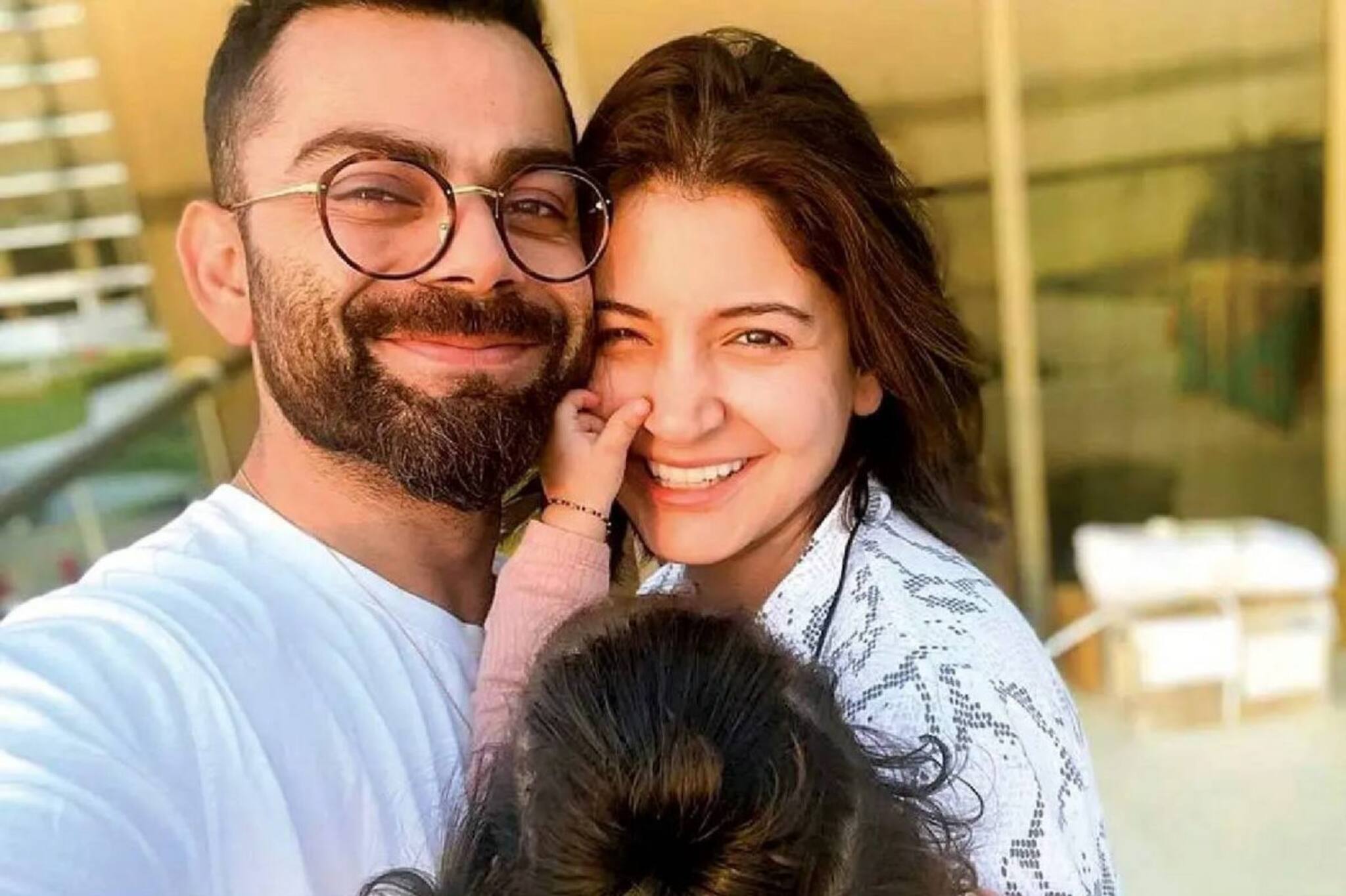 Virat and Anushka | മകനോ മകളോ? രണ്ടാമത്തെ കുഞ്ഞ് പിറന്ന സന്തോഷവാർത്തയുമായി  അനുഷ്ക ശർമയും വിരാട് കോഹ്‌ലിയും
