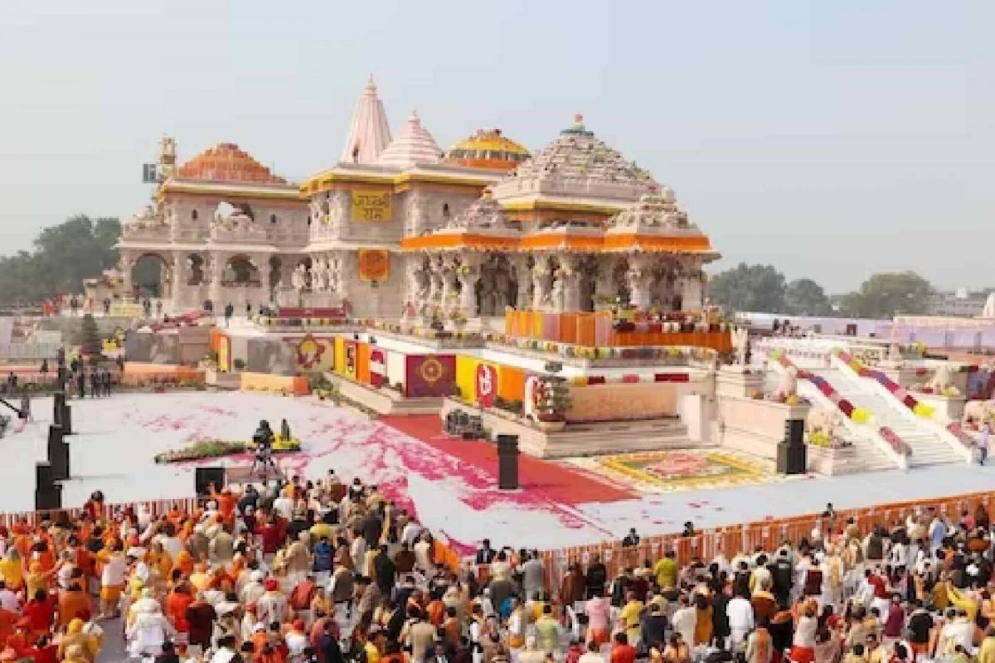 അയോധ്യയിൽ ഒരു മാസത്തിനിടെ സംഭാവനയായി ലഭിച്ചത് 25 കോടി; പണം എണ്ണി തിട്ടപ്പെടുത്താൻ SBIയുടെ മെഷീനുകൾ