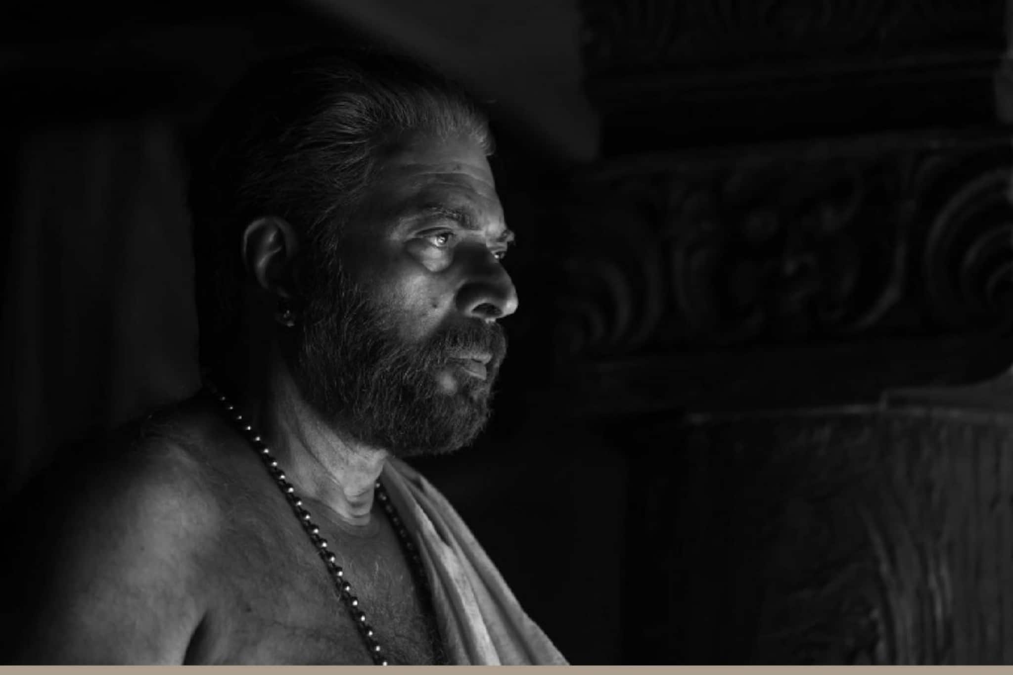 Bramayugam review | ഭീതിവിതയ്ക്കുന്ന അധികാര ദുർവിനിയോഗത്തിന്റെ ഇരുട്ടറകൾ; 'ഭ്രമയുഗം' റിവ്യൂ