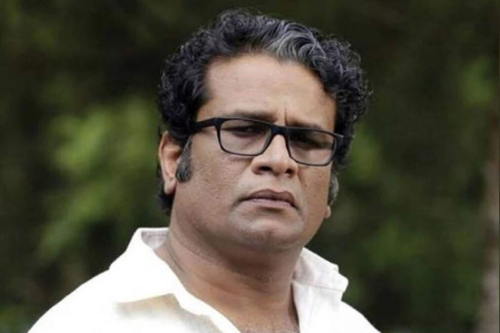 'ഒരു കാര്യം പറഞ്ഞാല്‍ ഉടനെ പിടിച്ചങ്ങ് സംഘിയാക്കും; അതുവളരെ എളുപ്പം; അവസാനം അതിൽ ദുഃഖിക്കേണ്ടിവരും': ഹരീഷ് പേരടി