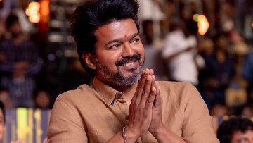 കൂടുതലൊന്നും പറയാനില്ല 'ഒറ്റവാക്കില്‍ മറുപടി' ! വിജയ്‌യുടെ രാഷ്ട്രീയ പ്രവേശനത്തില്‍ രജനികാന്ത്