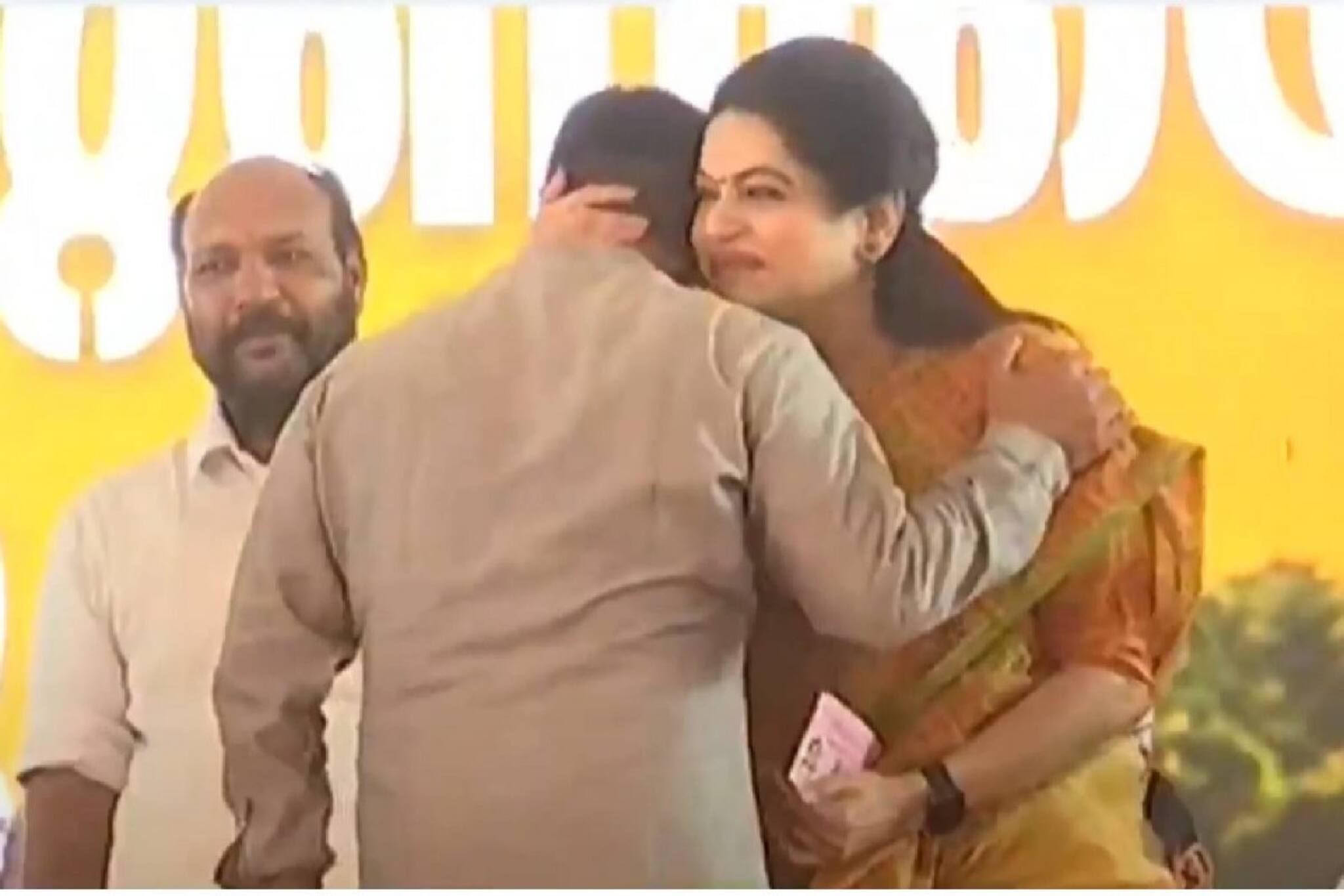 'എന്റെ അനിയനാണ്;' അനിൽ ആൻ്റണിയുടെ പത്തനംതിട്ടയിലെ തെരഞ്ഞെടുപ്പ് പ്രചാരണ പരിപാടിയില്‍ പത്മജ വേണുഗോപാല്‍