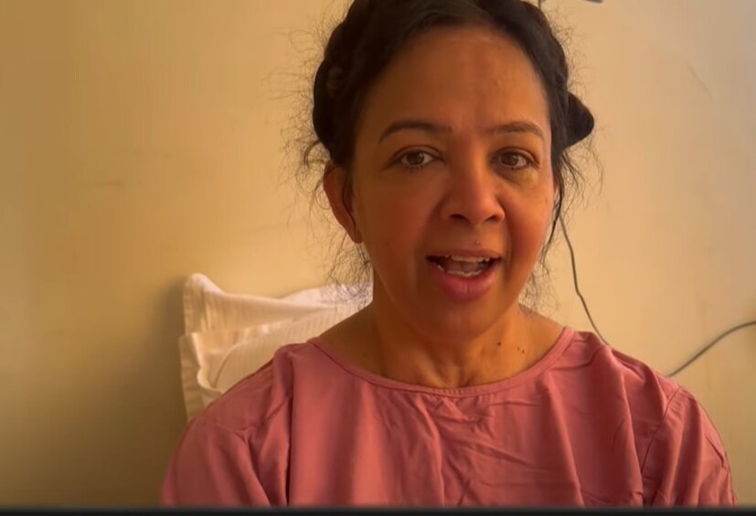  'വര്‍ഷങ്ങളായി അമ്മയുടെ ശബ്ദത്തിന് ഈ പ്രശ്നങ്ങള്‍ ഉണ്ടായിരുന്നു. അത് ഗോയിറ്ററിന്റെ വളര്‍ച്ചയായിരിക്കും, അല്ലെങ്കില്‍ ചെറുപ്പം മുതലേ ഡാന്‍സ് ടീച്ചറായി പാടുന്നതിന്റെ പ്രശ്നമായിരിക്കും എന്നൊക്കെയാണ് കരുതിയത്. പല ചികിത്സകളും നടത്തിയെങ്കിലും ഒന്നും ഫലം കണ്ടില്ല. കഴിഞ്ഞ വര്‍ഷം അമ്മയ്ക്ക് തൈറോയിഡിന്റെ സര്‍ജറി ചെയ്തിരുന്നു. എന്നിട്ടും ശബ്ദത്തിന് മാറ്റമൊന്നും ഉണ്ടായില്ല. ഇപ്പോള്‍ ശരിക്കും എന്താണ് അമ്മയുടെ ശബ്ദത്തിന്റെ പ്രശ്നമെന്ന് കണ്ടെത്തിയിരിക്കുകയാണ്', സൗഭാഗ്യ പറഞ്ഞു.