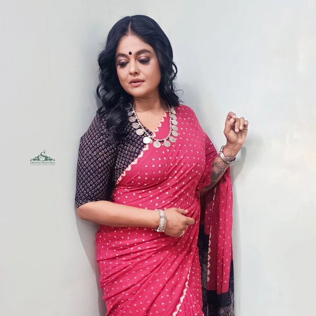 കുറച്ചു നാളുകൾക്ക് മുൻപ് മഞ്ജു പിള്ള തിരുവനന്തപുരത്തു ഫ്ലാറ്റ് വാങ്ങിയിരുന്നു. ഇതിന്റെ പാലുകാച്ചൽ ചടങ്ങിൽ സുജിത്ത് എത്തിയിരുന്നില്ല. മകൾക്കൊപ്പമാണ് മഞ്ജു പിള്ള പാലുകാച്ചൽ ചടങ്ങിൽ പങ്കെടുത്തത്. സുജിത്തിന്റെ കൊച്ചിയിലെ ഫ്ലാറ്റിന്റെ പാലുകാച്ചലിനും മകൾ ഉണ്ടായിരുന്നെങ്കിലും, മഞ്ജു ഇല്ലായിരുന്നു 
