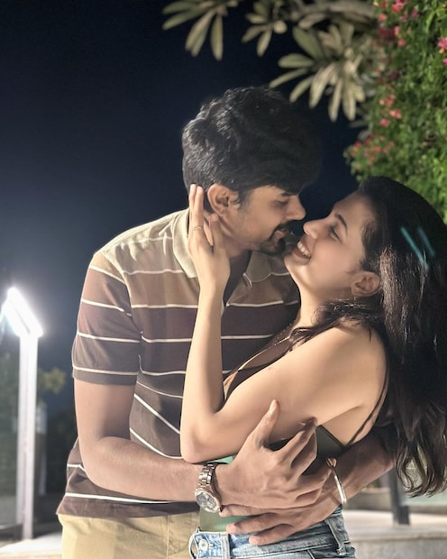 സെപ്റ്റംബർ മാസത്തിൽ ദിയ കൃഷ്ണയുടെ വിവാഹം നടക്കും. അമ്മ സിന്ധു കൃഷ്ണയുടെ യൂട്യൂബ് ചാനൽ വഴിയായിരുന്നു ദിയയുടെ വിവാഹ പ്രഖ്യാപനം 