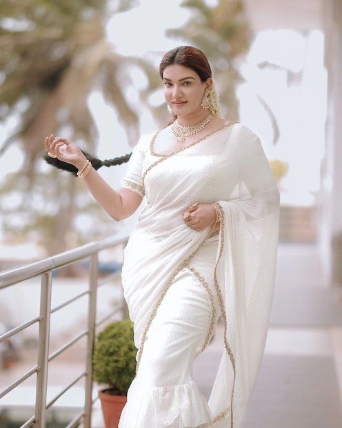  എന്തായാലും ചിത്രം സമൂഹമാധ്യമങ്ങൾ ഏറ്റെടുത്തിരിക്കുകയാണ്.