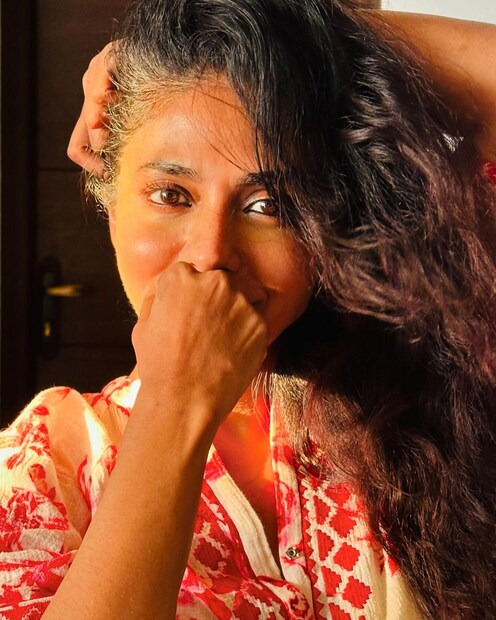 വയസ്സ് 40 പിന്നിട്ടുവെങ്കിലും, പൂർണിമയുടെ സൗന്ദര്യത്തിന് ഇന്നും കുറവില്ല. ഇത് പലരും മുൻപേ മനസിലാക്കിയ വിഷയമാണ്. അക്കാര്യം തന്നെയാണ് പേളിക്കും പറയാനുള്ളത് 