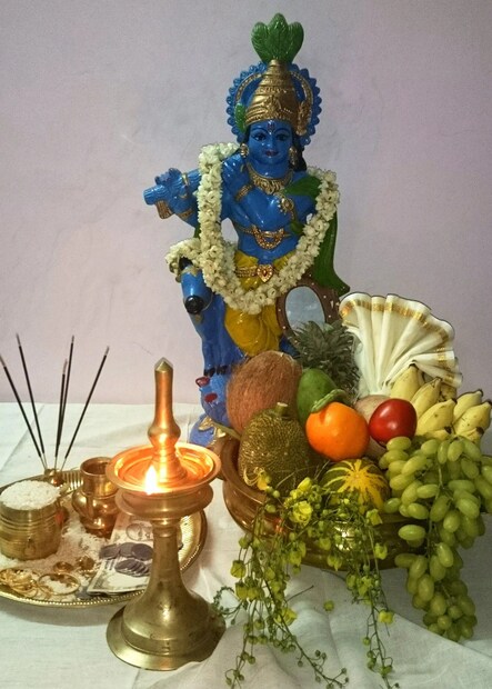  ഈ വിഷു ദിനം പോലെ ഇനി മുന്നോട്ടുള്ള ദിവസങ്ങളിൽ എല്ലാം ഐശ്വര്യവും സന്തോഷവും ഉണ്ടാവട്ടേ എന്ന് ആശംസിക്കുന്നു..