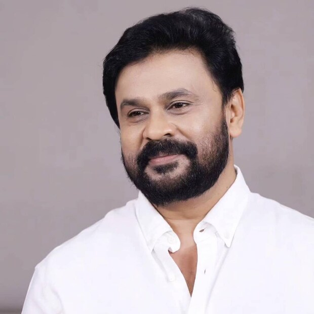ആ കാർ കണ്ടിഷ്ടമായാണ് ദിലീപ് വാഹനം അദ്ദേഹത്തിന്റെ പക്കൽ നിന്നും സ്വന്തമാക്കുന്നത്. 1984 മോഡൽ വാഹനമാണ്. അഥവാ കാവ്യാ മാധവൻ ജനിച്ച വർഷം. കാവ്യയോളം പ്രായമുള്ള വാഹനം
