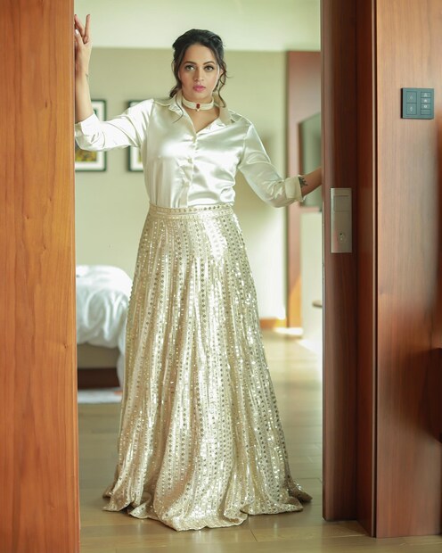 മഞ്ജു വാര്യരുമായി സിനിമാ മേഖലയിൽ വന്ന ശേഷം ഉണ്ടായ ബന്ധമാണ്. ഒത്തുകൂടലുകളിൽ കണ്ടുമുട്ടി ആരംഭിച്ച ആ സൗഹൃദവും പിൽക്കാലത്ത് വളർന്നു. വിഷമഘട്ടങ്ങളിൽ ഭാവനയ്ക്ക് പൂർണ പിന്തുണയുമായി മുന്നിൽ നിന്ന സുഹൃത്ത് കൂടിയാണ് മഞ്ജു വാര്യർ 