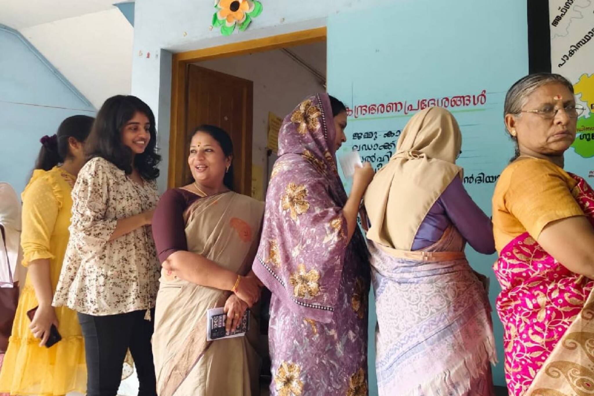 Lok Sabha Election 2024 | രണ്ട് മണിക്കൂർ പിന്നിട്ടപ്പോൾ വോട്ടിംഗ് ശതമാനം 8.52 ശതമാനം; ആറ്റിങ്ങൽ ഉയർന്ന പോളിംഗ്