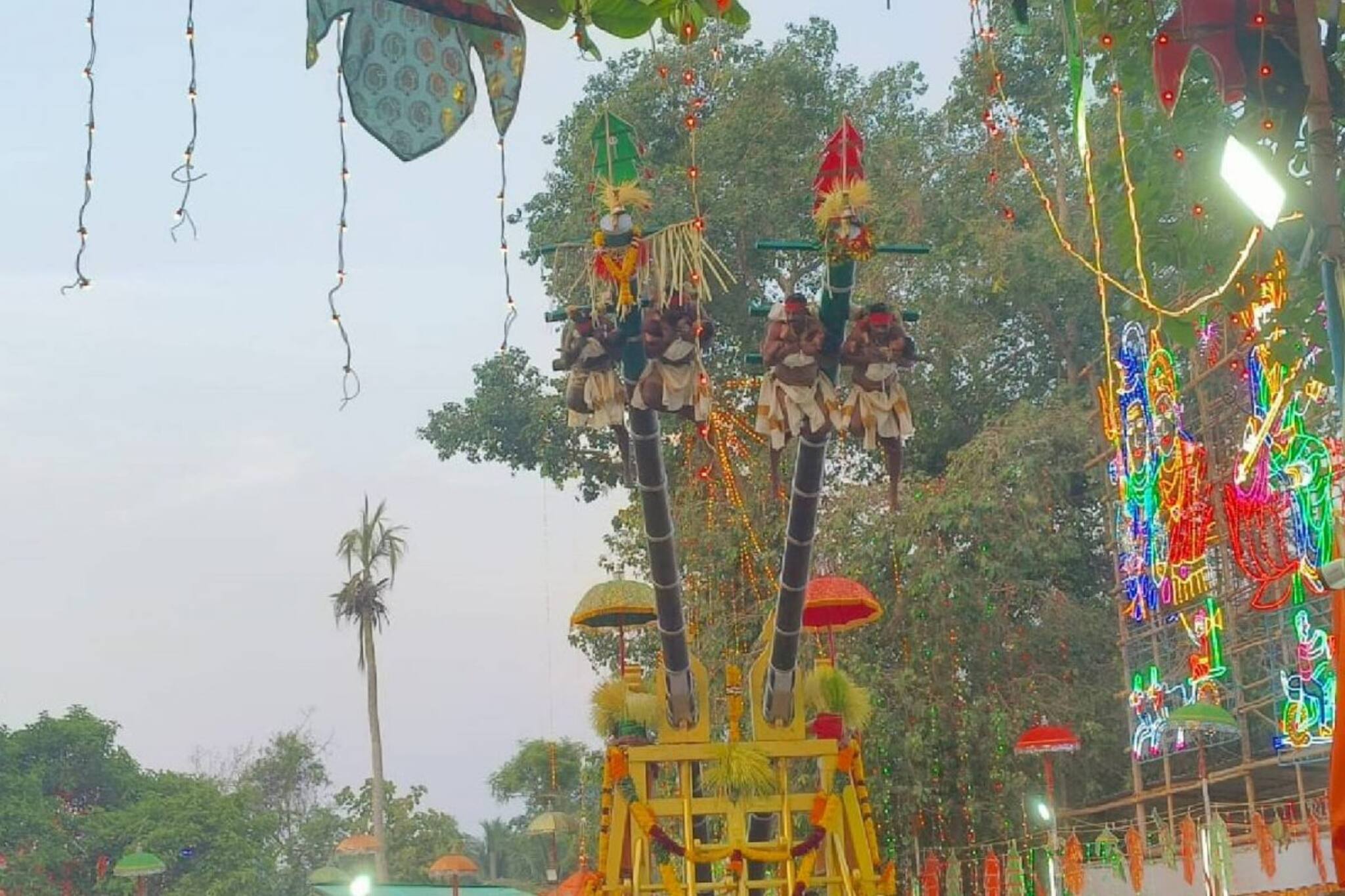 മീനബ്ഭരണി: ചരിത്രപ്രസിദ്ധമായ കൊല്ലങ്കോട് നേർച്ച തൂക്കം ഇന്ന്