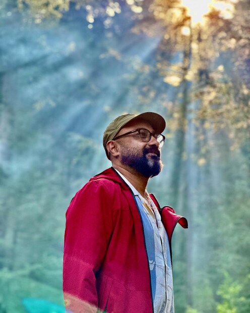 മലയാള സിനിമയിലെ മുന്നിര ഛായാഗ്രാഹകന്മാരിൽ ഒരാളാണ് സുജിത്. ലൂസിഫർ, എമ്പുരാൻ സിനിമകളുടെ ഛായാഗ്രാഹകൻ ഇദ്ദേഹമാണ്. സീരിയൽ ലോകത്തെ പരിചയമാണ് ഇവരുടെ വിവാഹത്തിൽ കലാശിച്ചത്. വേര്പിരിയലിനെക്കുറിച്ചും വിവാഹമോചനത്തെക്കുറിച്ചും സുജിത് വിശദമാക്കി (തുടർന്ന് വായിക്കുക) 