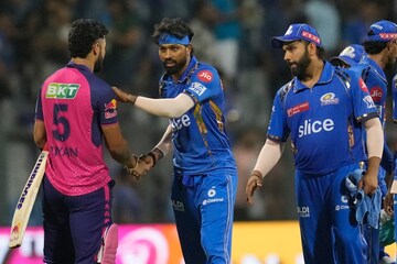 IPL: ഡക്ക് ഡക്ക് ഡക്കേ! ഡക്കുകളുടെ നാണക്കേടിന്റെ റെക്കോഡിൽ കാർത്തിക്കിനൊപ്പം ഇനി രോഹിത് ശർമയും IPL: ഡക്ക് ഡക്ക് ഡക്കേ! ഡക്കുകളുടെ നാണക്കേടിന്റെ റെക്കോഡിൽ കാർത്തിക്കിനൊപ്പം ഇനി രോഹിത് ശർമയും