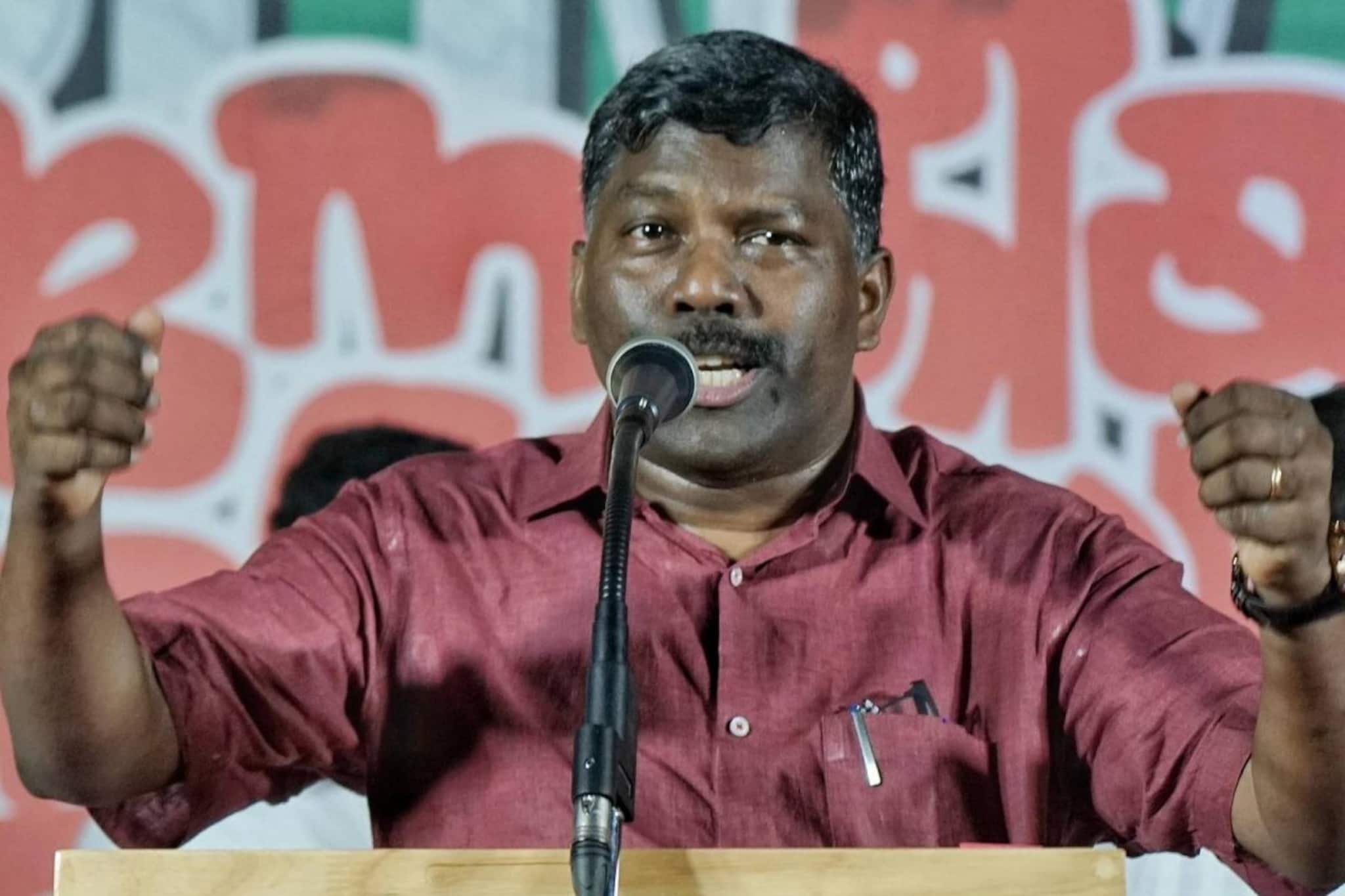 കരുവന്നൂർ ബാങ്ക് തട്ടിപ്പ് കേസിൽ മുൻ എം പി പി.കെ. ബിജുവിന് ED നോട്ടീസ്; വ്യാഴാഴ്ച ഹാജരാകണം